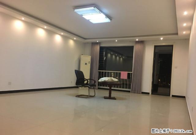 拉德芳斯 大面积 适合 简单家具 - 房屋出租 - 房屋租售 - 邯郸分类信息 - 邯郸28生活网 hd.28life.com